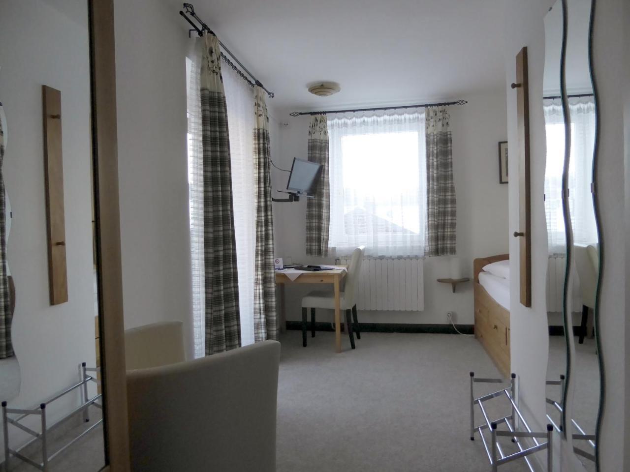 Garni Post Guest house 2*